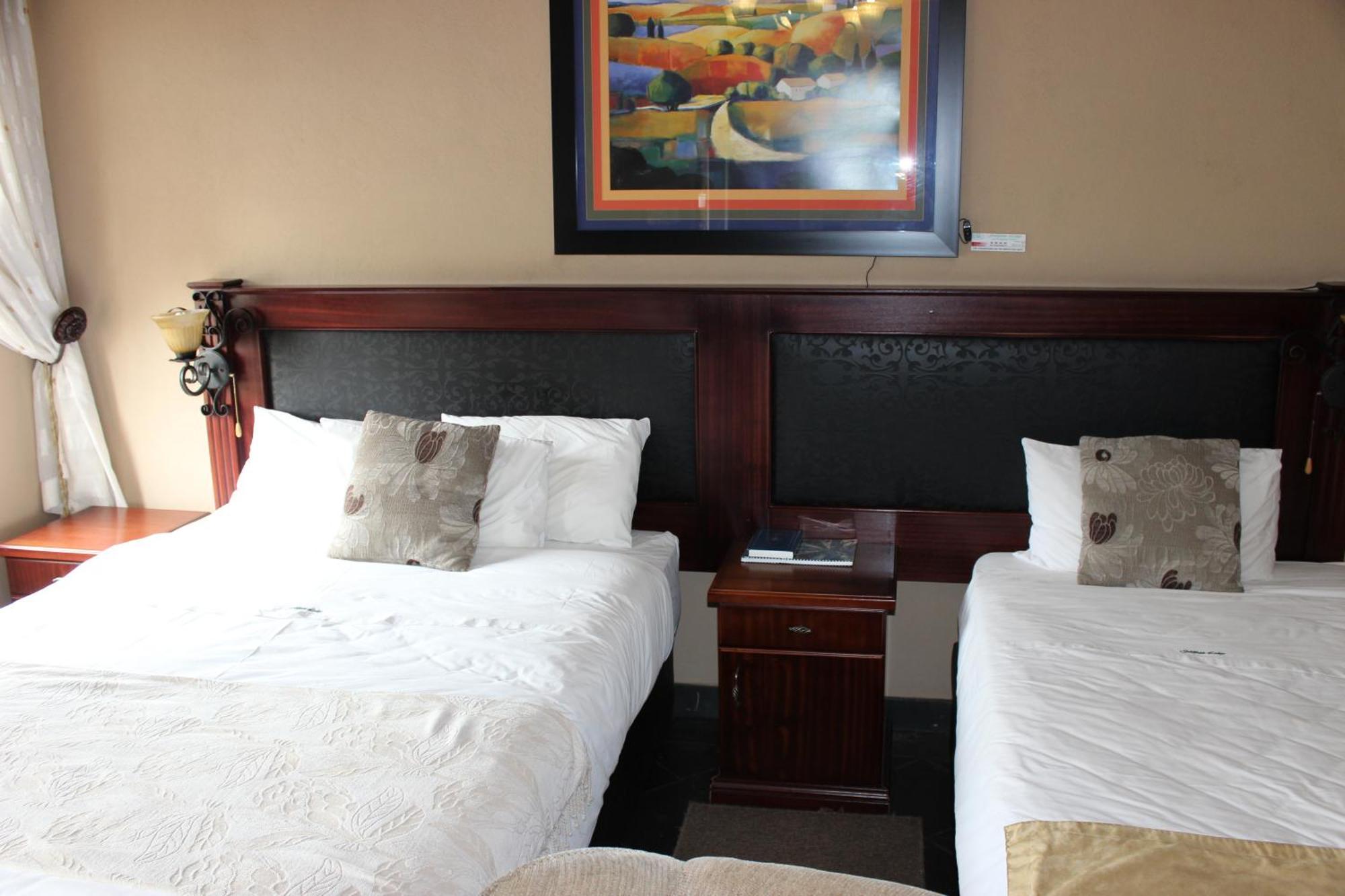 นิเกล โกลด์ฟิลด์ ลอดจ์ อนด์ คอนเฟอเรนซ์ เซ็นเตอร์ Hotel Nigel ห้อง รูปภาพ