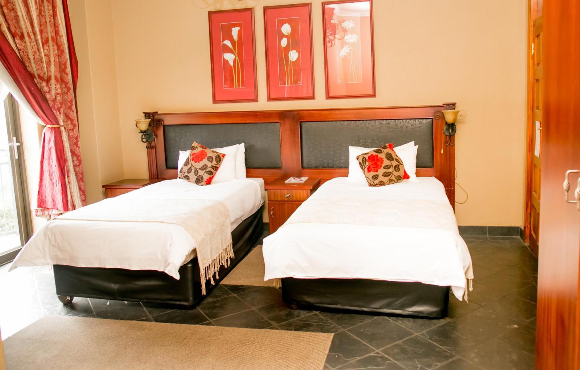 นิเกล โกลด์ฟิลด์ ลอดจ์ อนด์ คอนเฟอเรนซ์ เซ็นเตอร์ Hotel Nigel ห้อง รูปภาพ