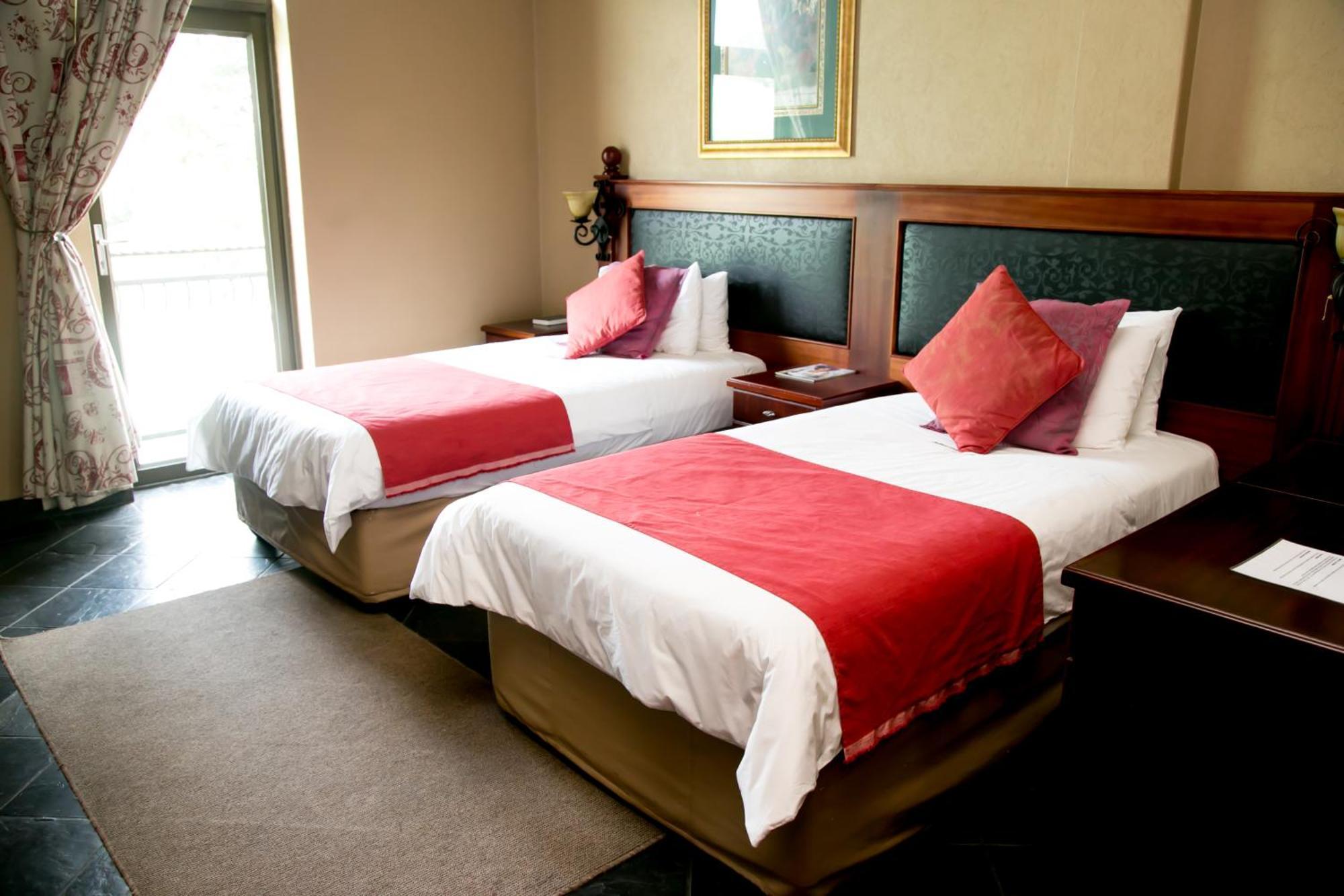 นิเกล โกลด์ฟิลด์ ลอดจ์ อนด์ คอนเฟอเรนซ์ เซ็นเตอร์ Hotel Nigel ห้อง รูปภาพ